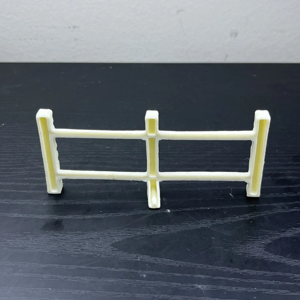 Vintage Fisher-Price Little People Farm #915 White Fence Replacement Part